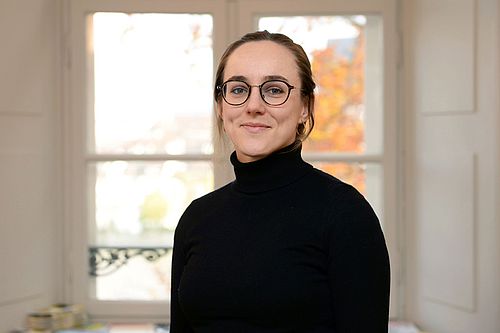 Portrait_Aila_Özvegyi_G3S_2023