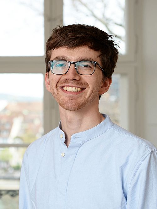 Portrait_Behrens_Mario